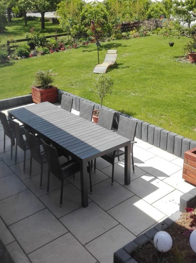 Obere Ferienwohnung Asshoff Zwischen Odenwald, Taubertal Und Bauland Berolzheim Екстериор снимка